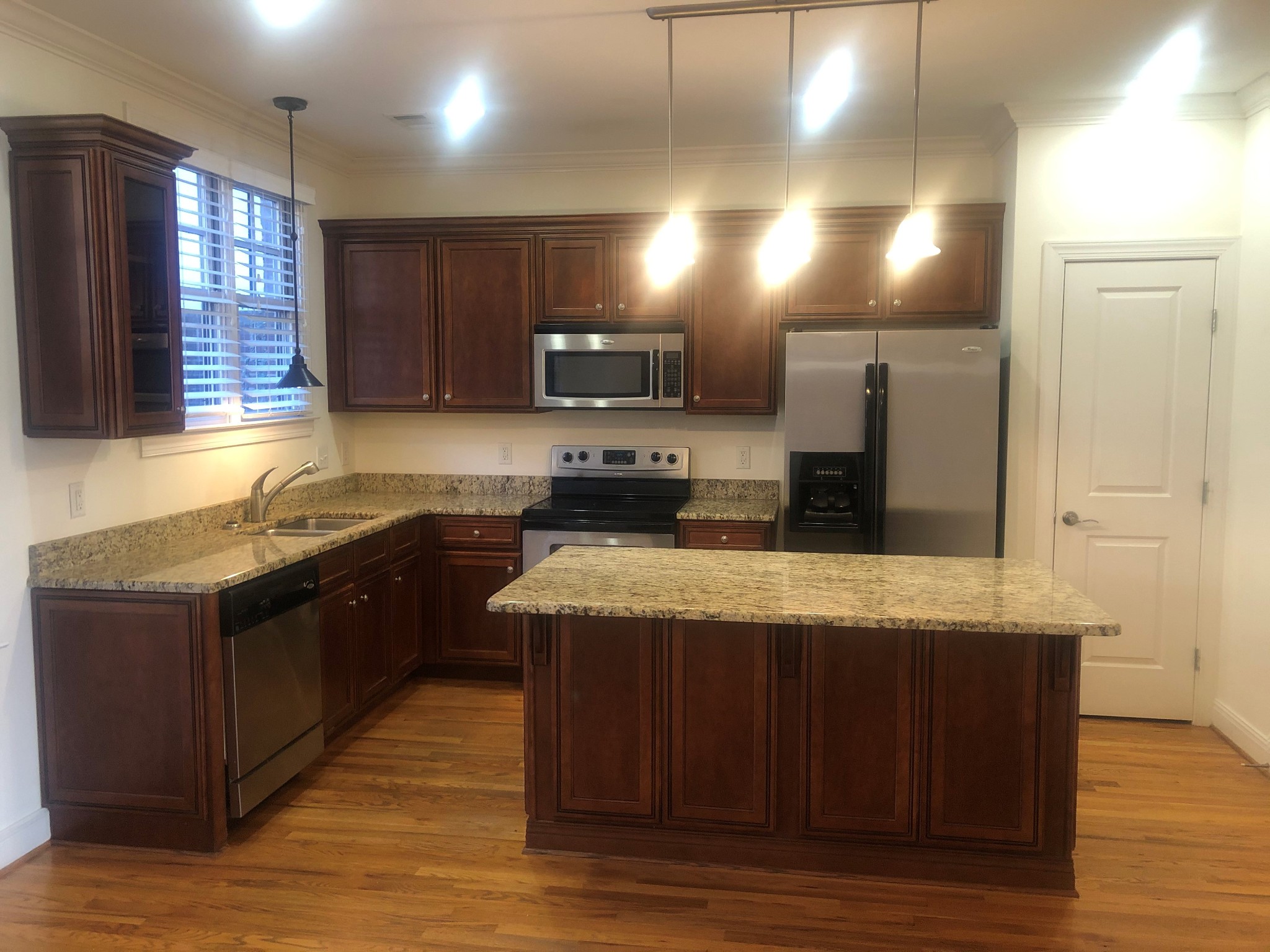 714 4th Ave, N Nashville TN 37219