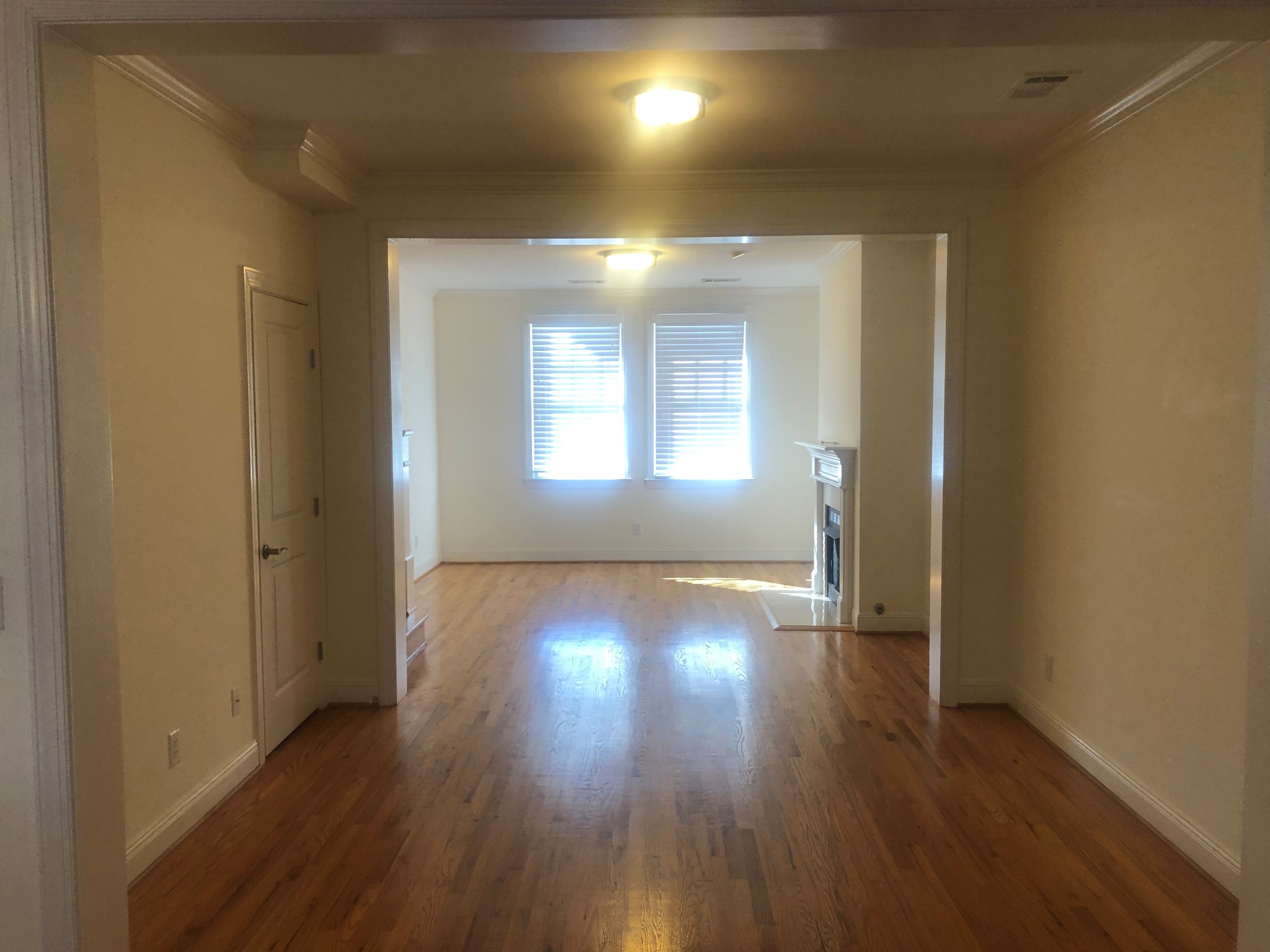 714 4th Ave, N Nashville TN 37219