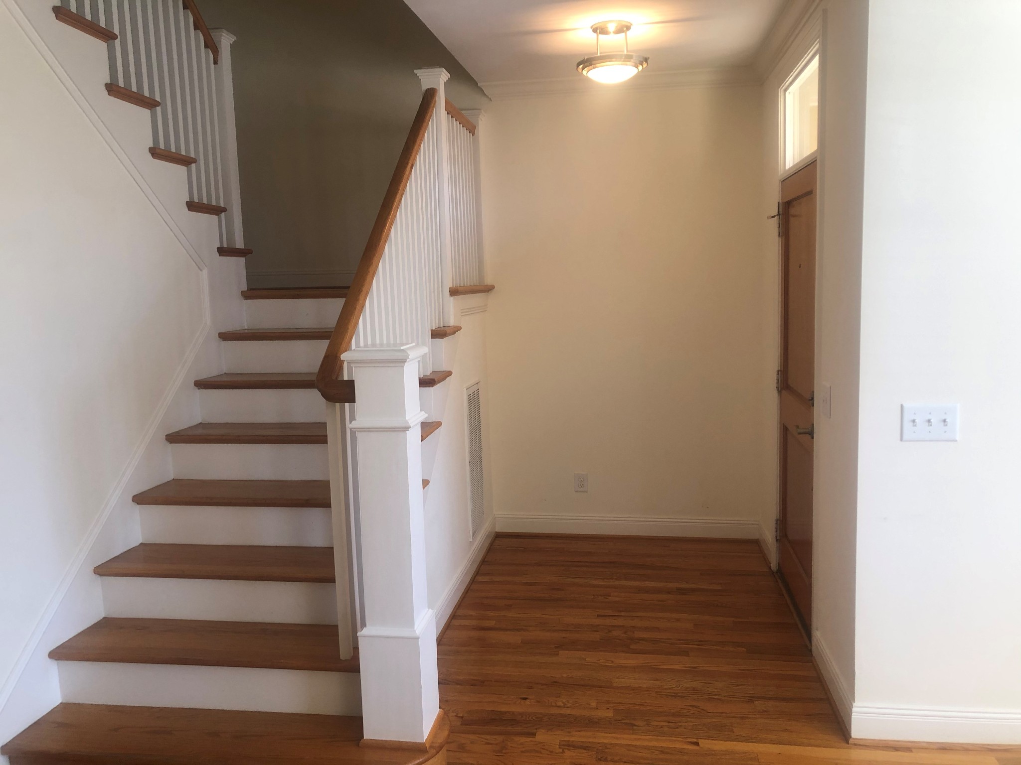 714 4th Ave, N Nashville TN 37219