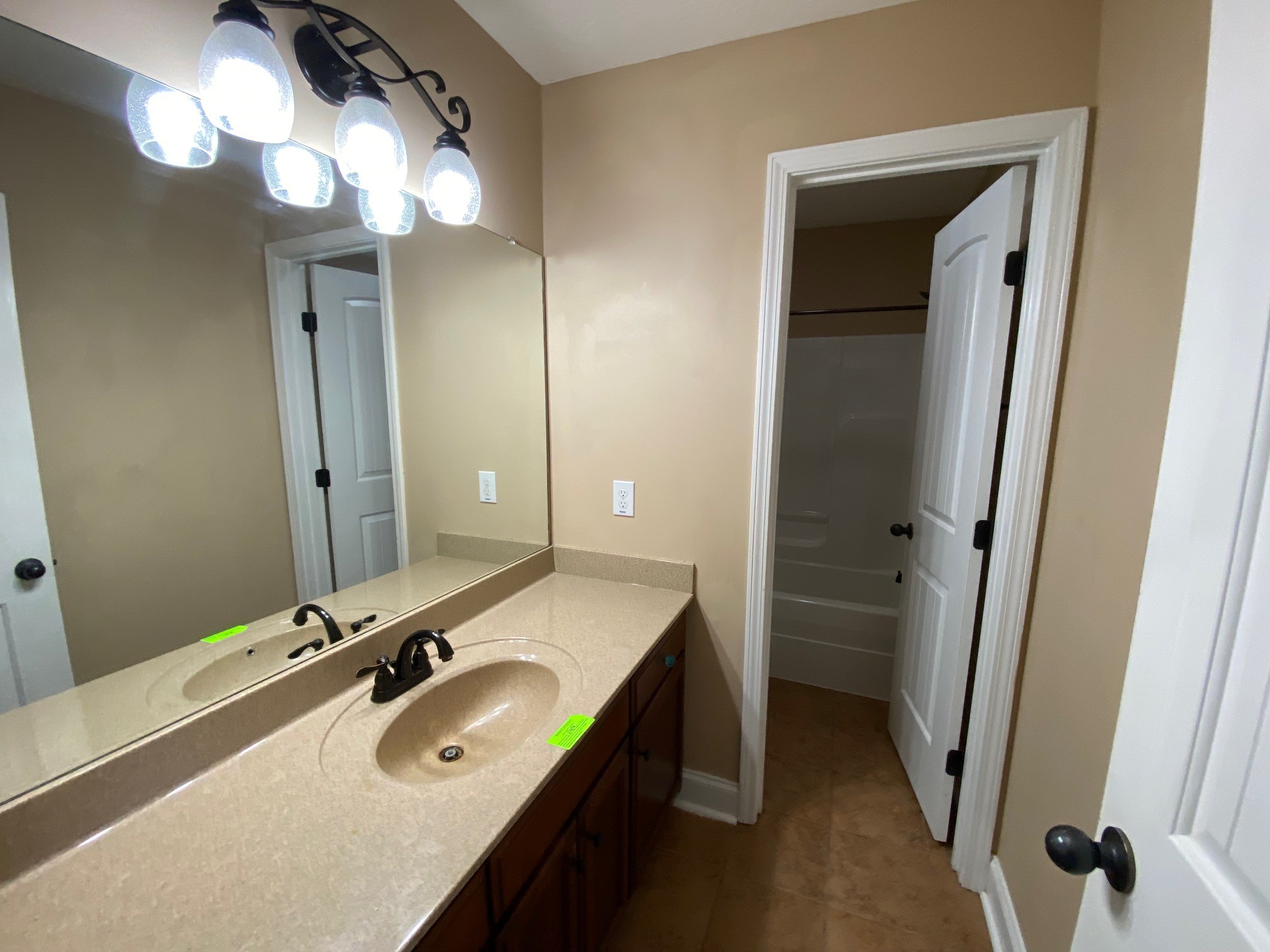 1636 Apache Way Clarksville TN 37042