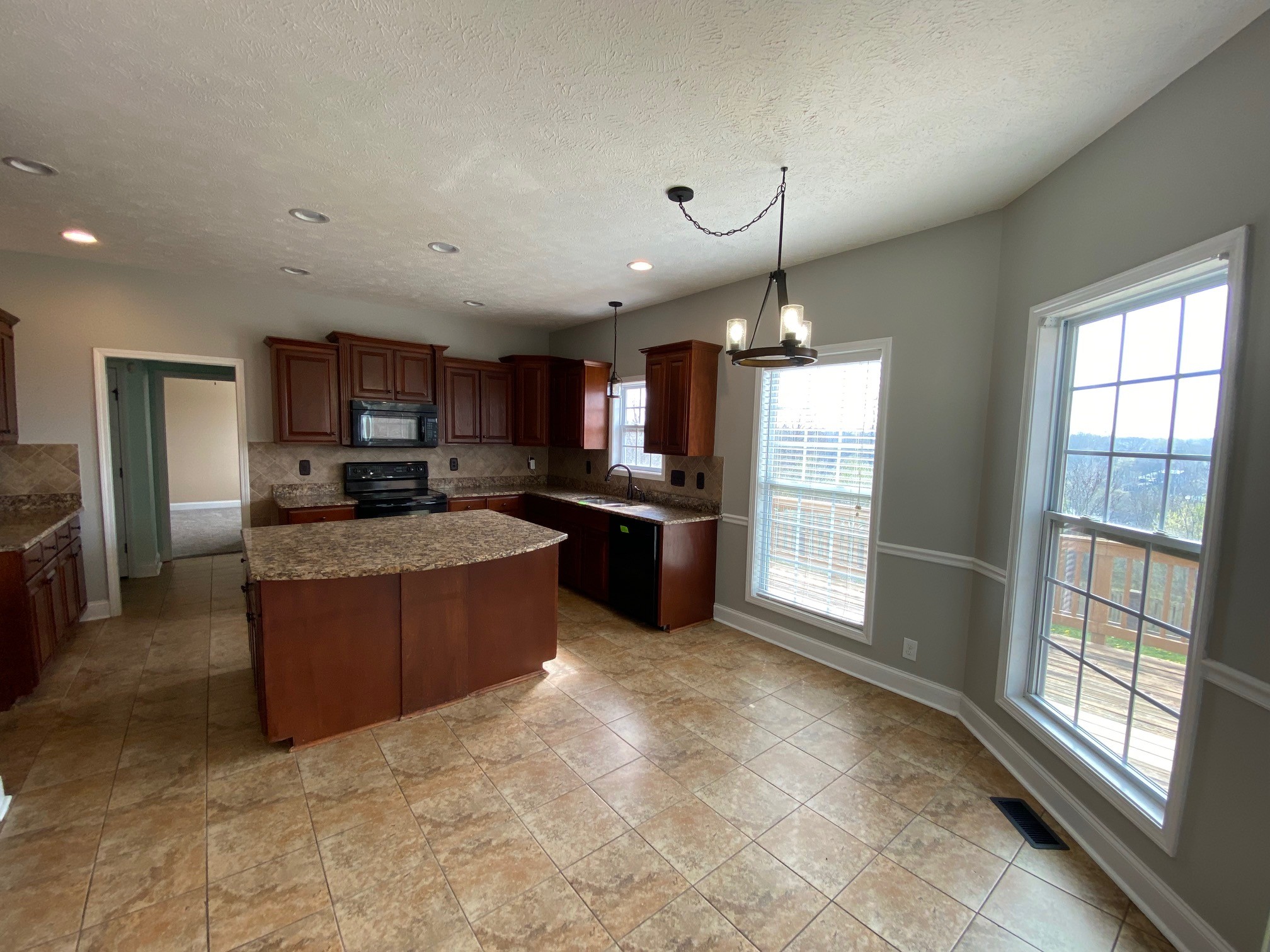1636 Apache Way Clarksville TN 37042