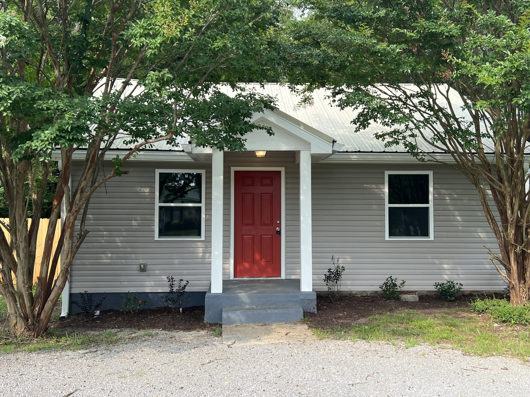 293 Old Nashville Highway La Vergne TN 37086