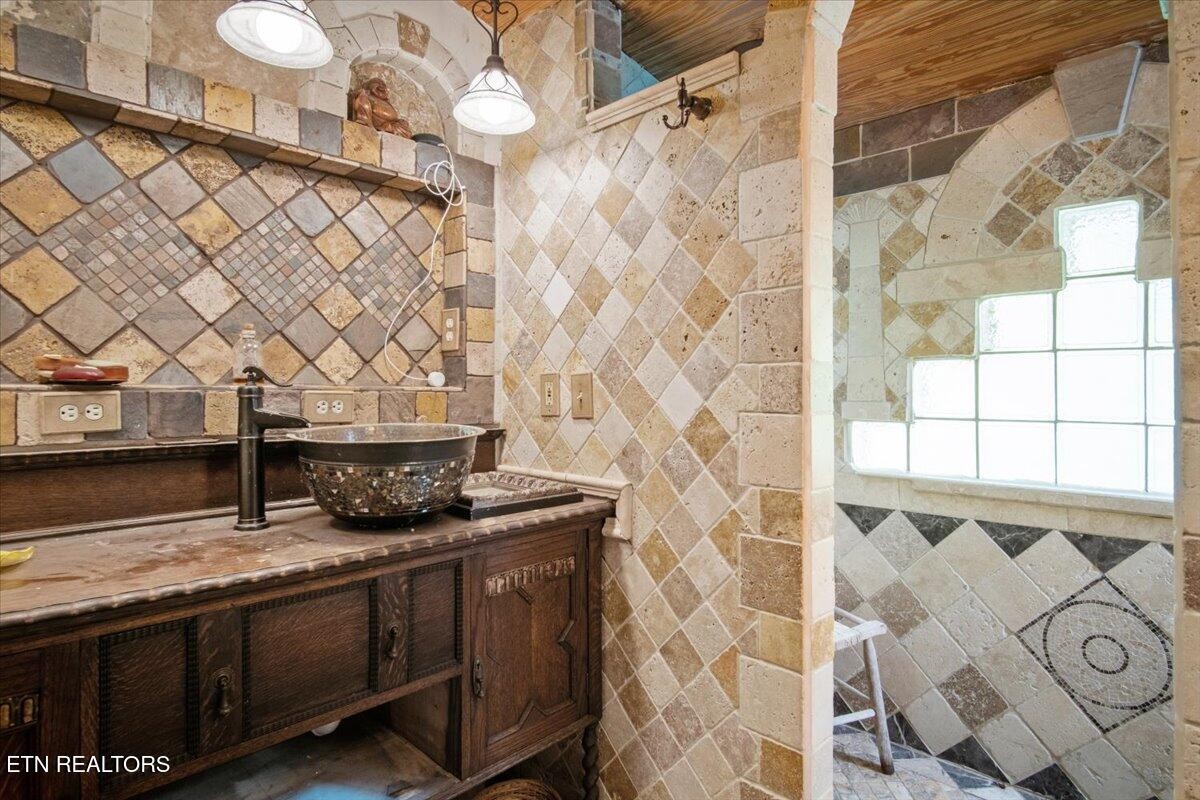 103 Baltimore Drive Oak Ridge TN 37830