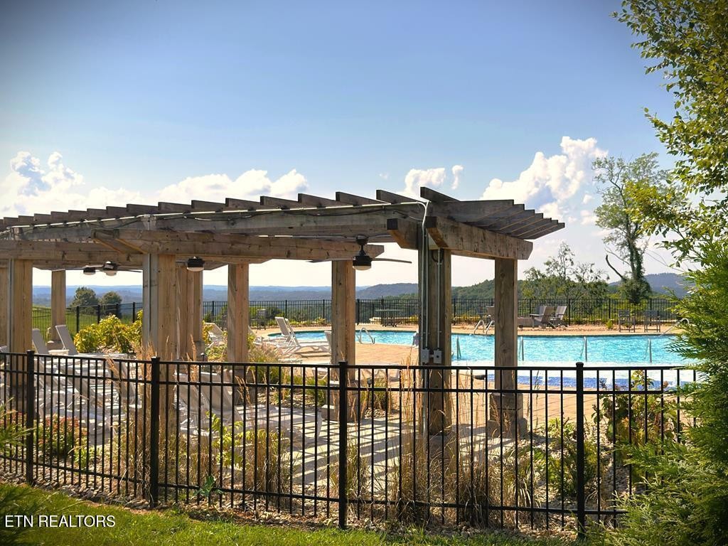 41 Bald Eagle Road Hilham TN 38568