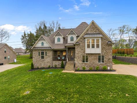 1023 C P Stewart Boulevard Lebanon TN 37087