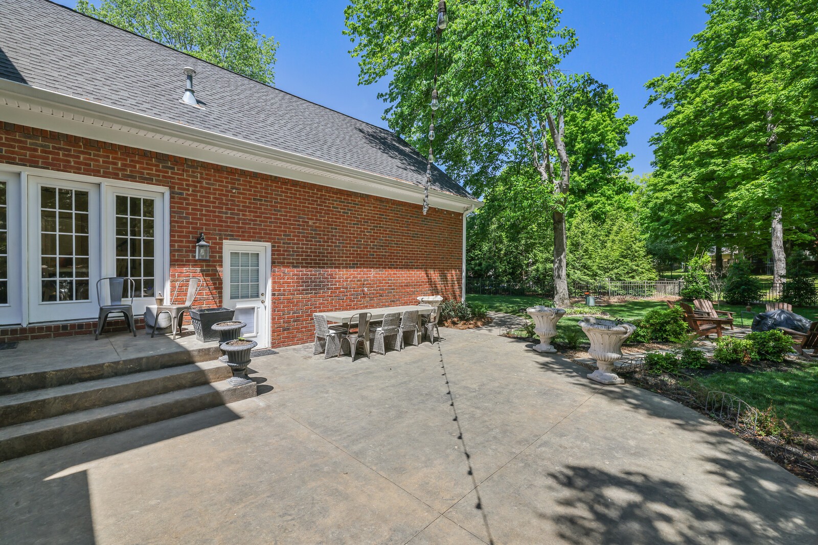 94 Hidden Way Court Hendersonville TN 37075