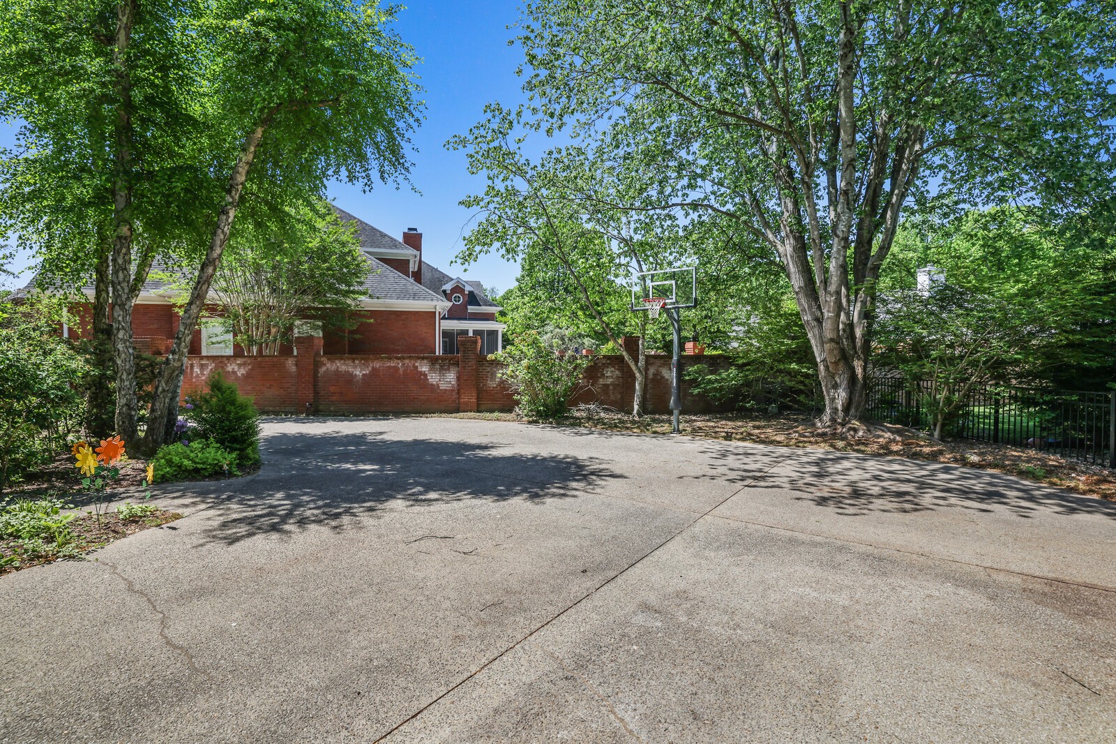 94 Hidden Way Court Hendersonville TN 37075