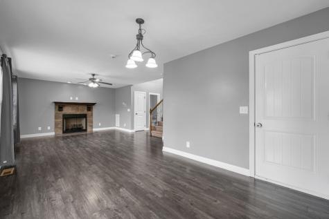 1064 Fuji Lane Clarksville TN 37040