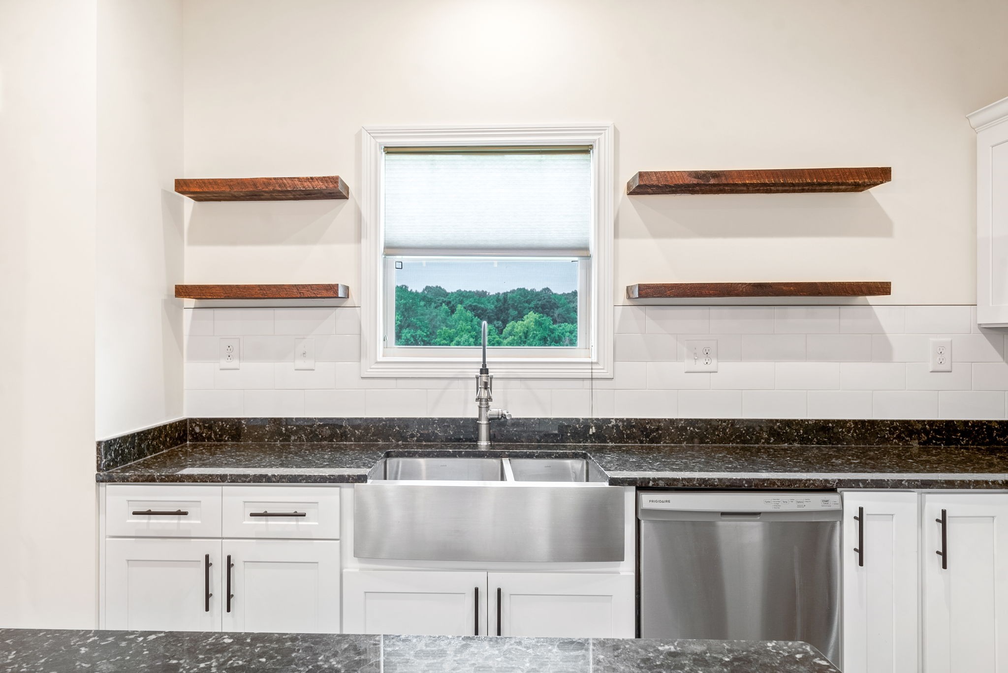 1452 Hickory Point Road Clarksville TN 37043