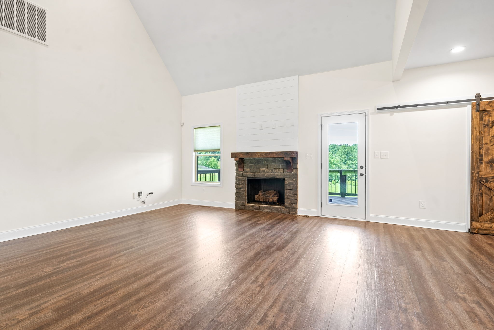 1452 Hickory Point Road Clarksville TN 37043