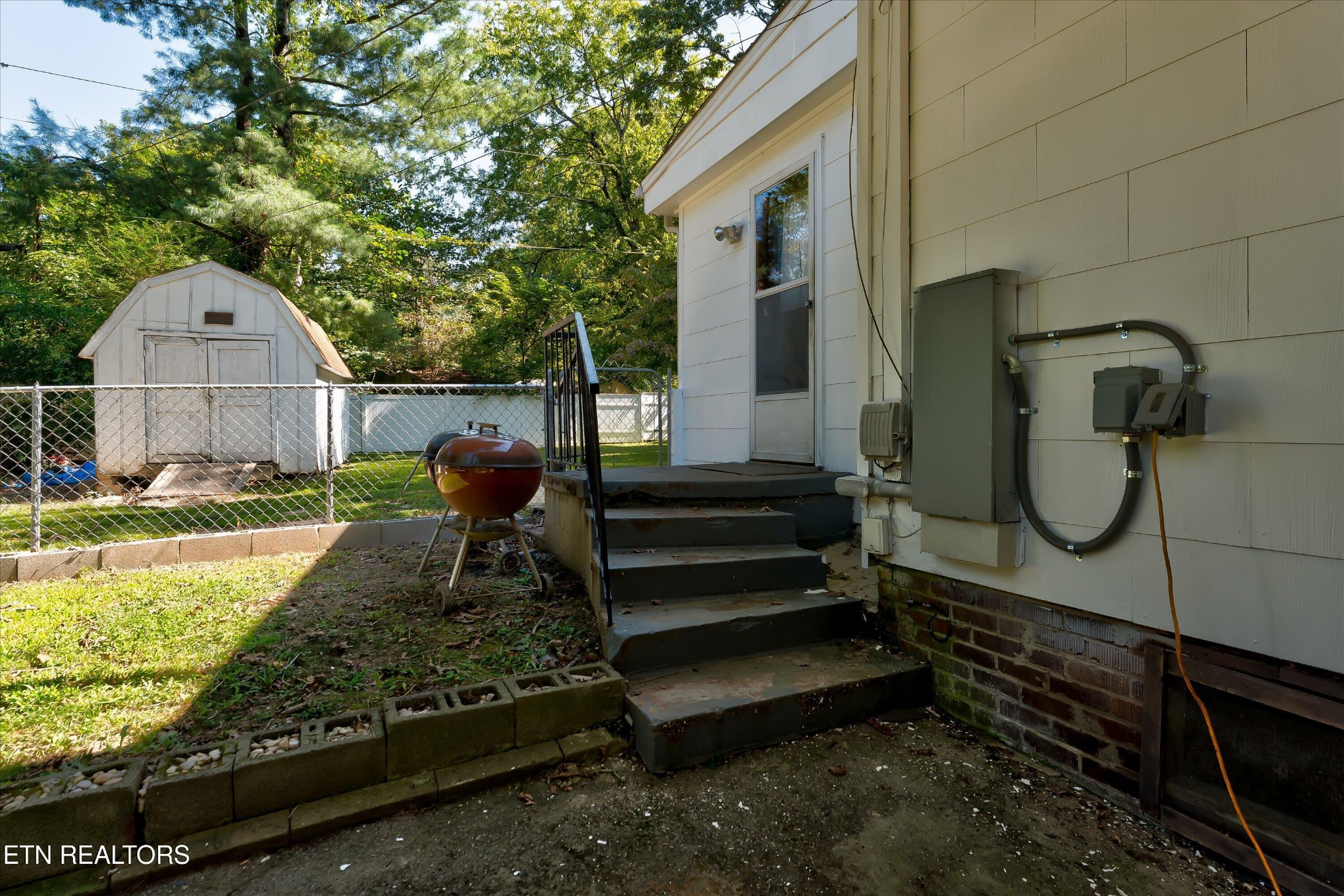 512 Akers Street Maryville TN 37804