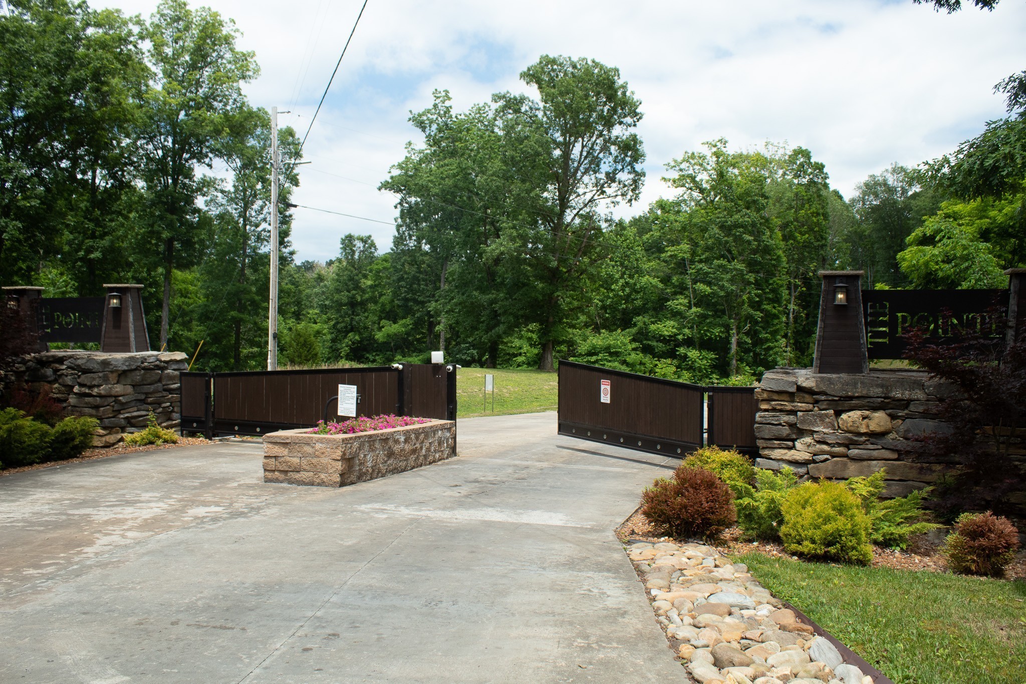 64b Bald Eagle Hilham TN 38568