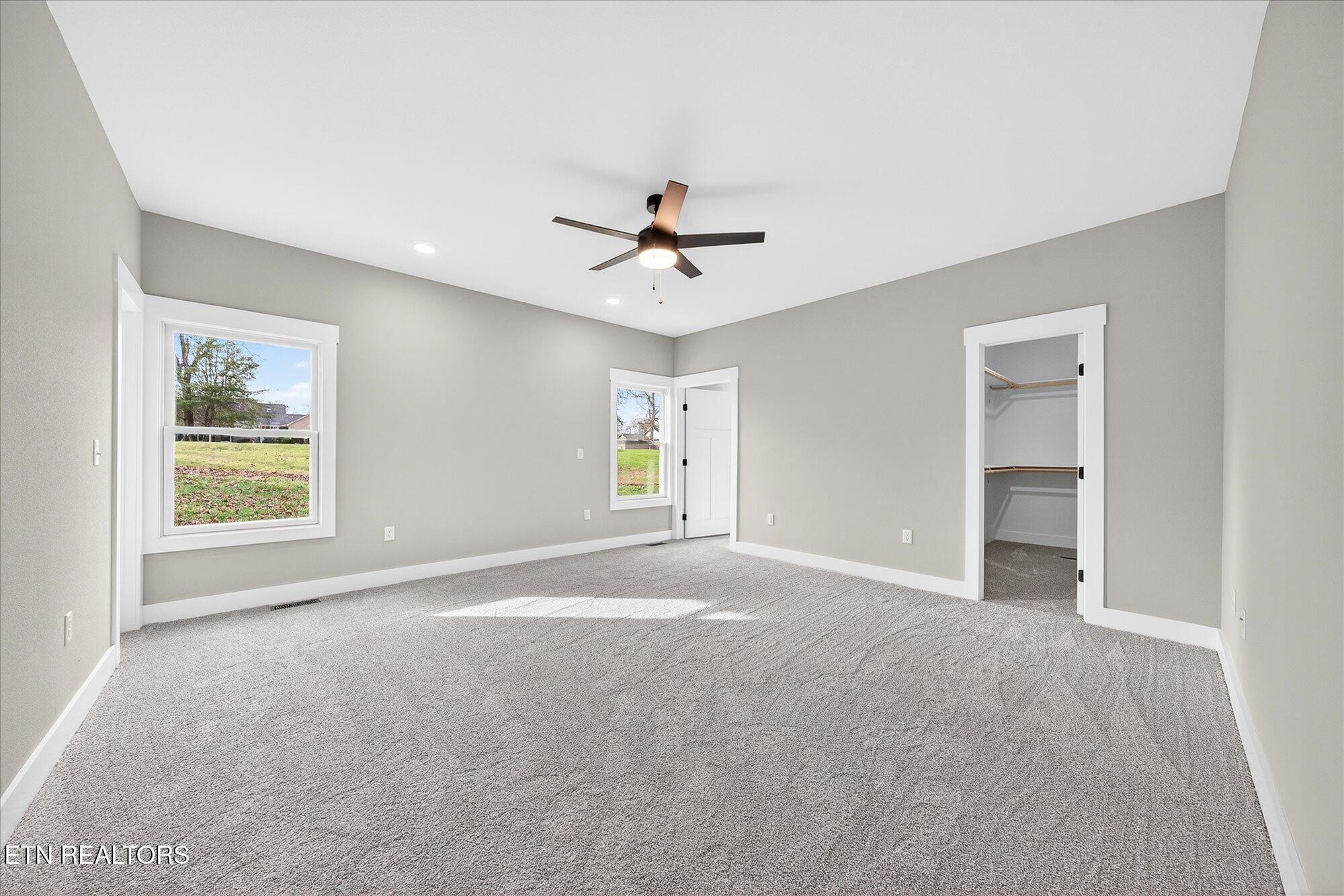 941 E Deer Creek Drive Crossville TN 38571