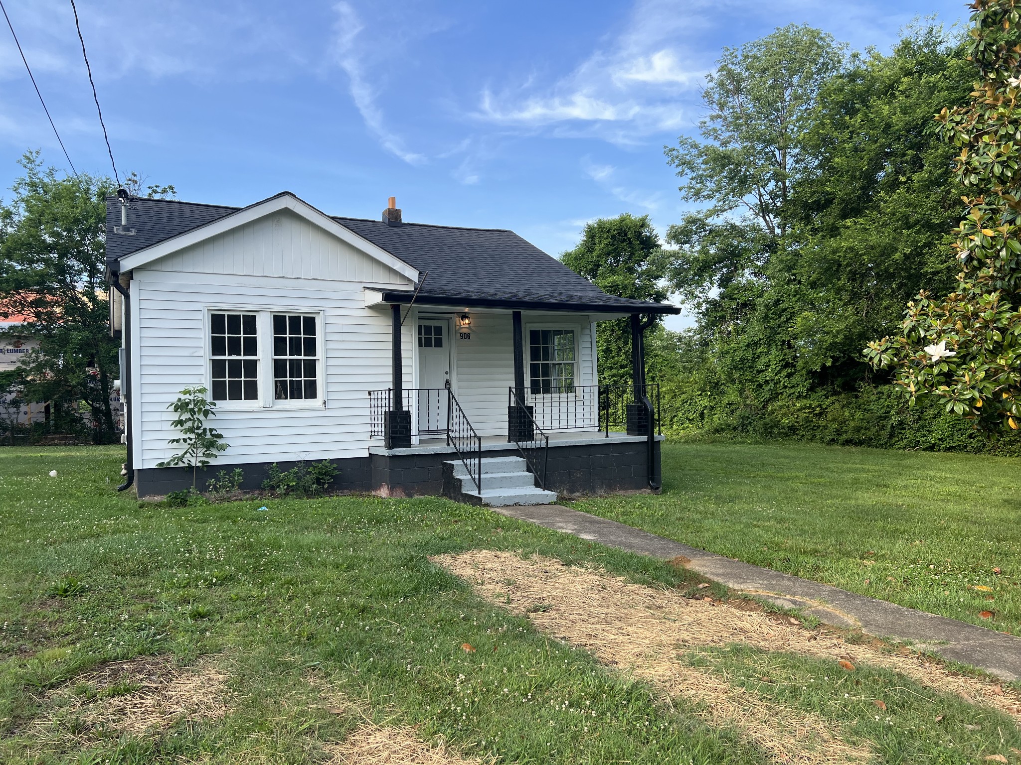 906 Carthage Highway Lebanon TN 37087