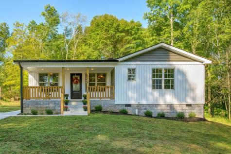 1179 Highway 47, E Dickson TN 37055