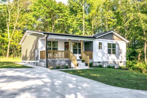 1179 Highway 47, E Dickson TN 37055