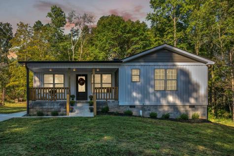 1179 Highway 47, E Dickson TN 37055