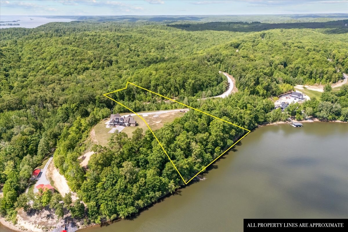 0 Blacks Bluff Stewart TN 37175