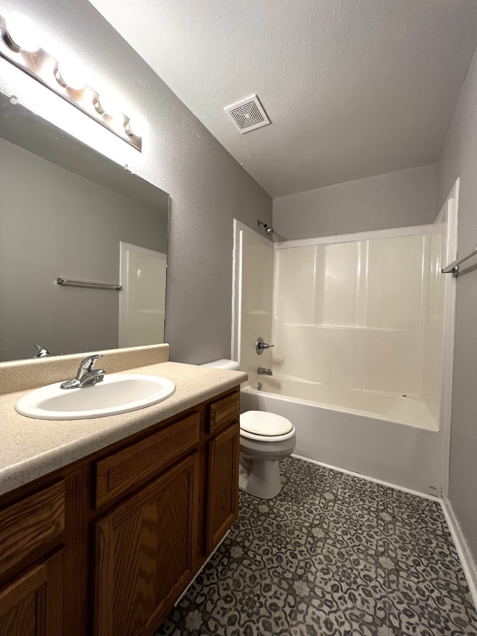 253 Executive Avenue Clarksville TN 37042