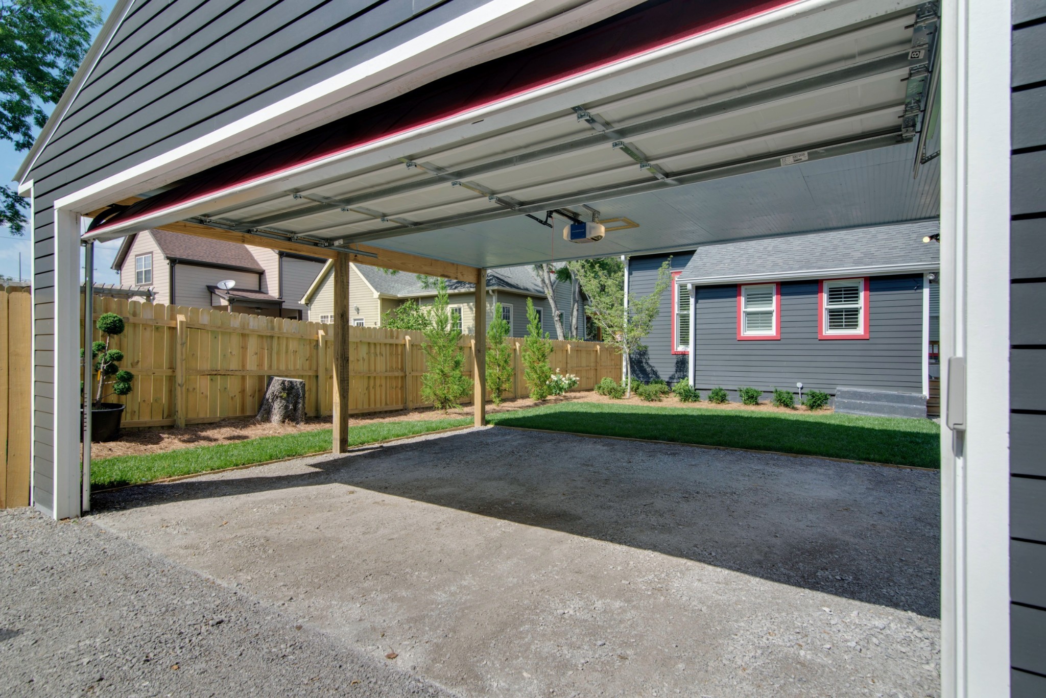 1021 2nd Ave, S Nashville TN 37210
