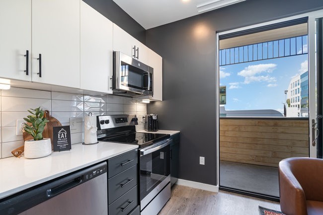 50 Music Sq, W Nashville TN 37203