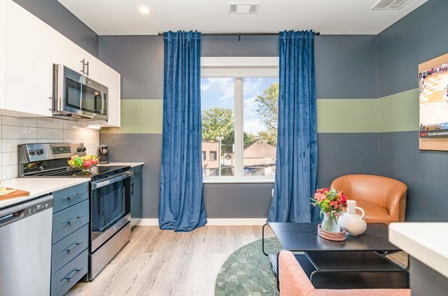 50 Music Sq, W Nashville TN 37203