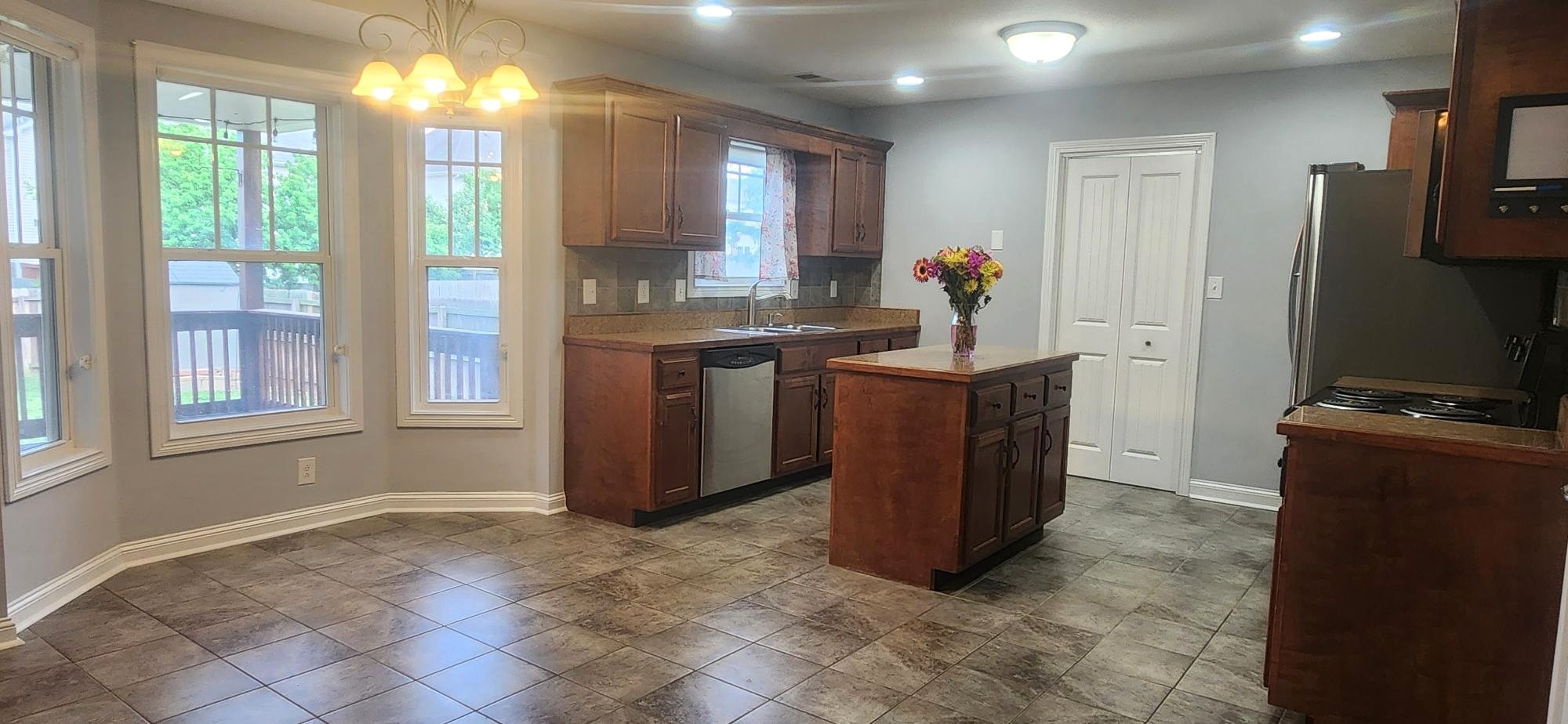 2945 Brewster Drive Clarksville TN 37042