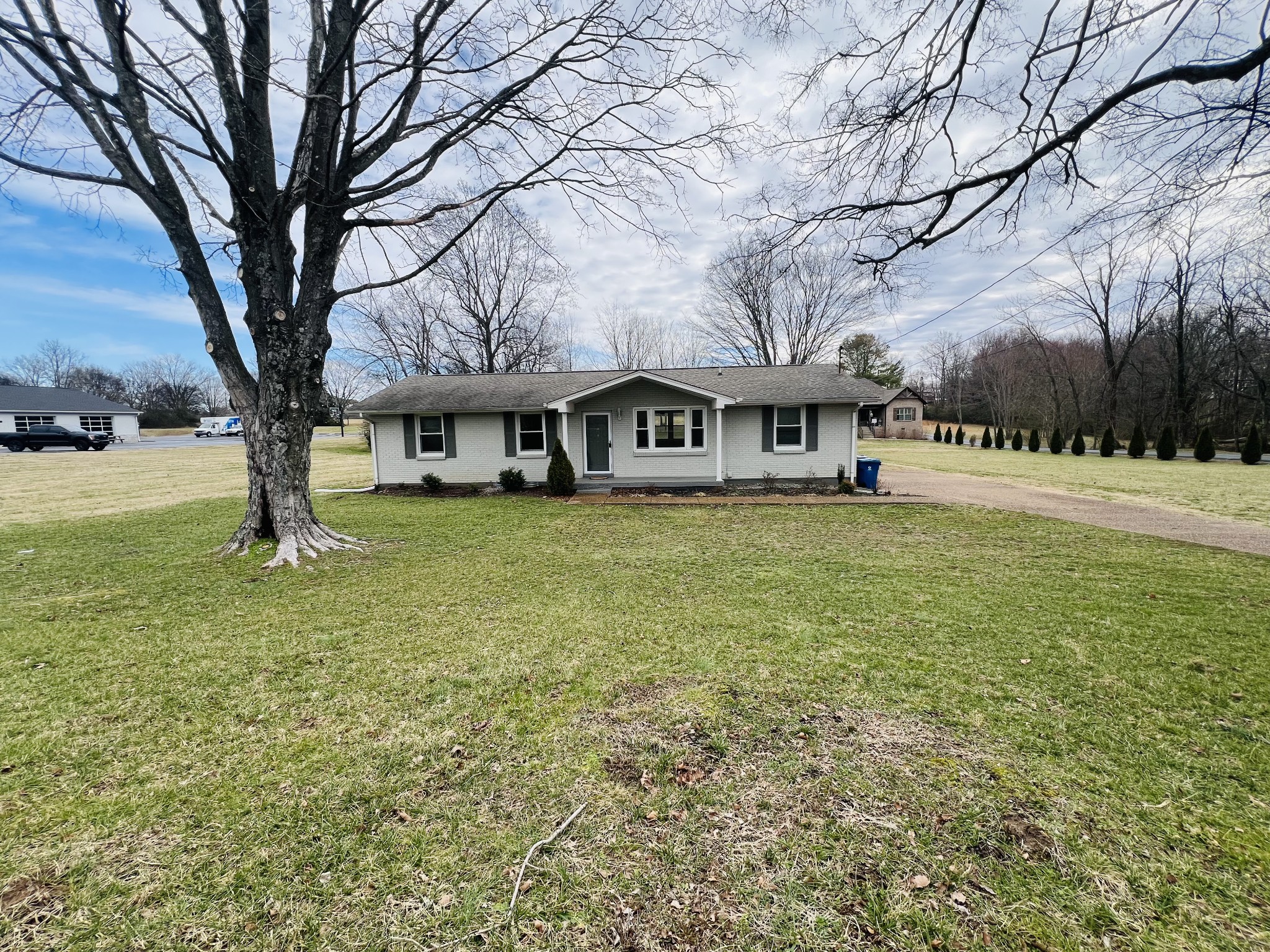 170 Highway 31w White House TN 37188