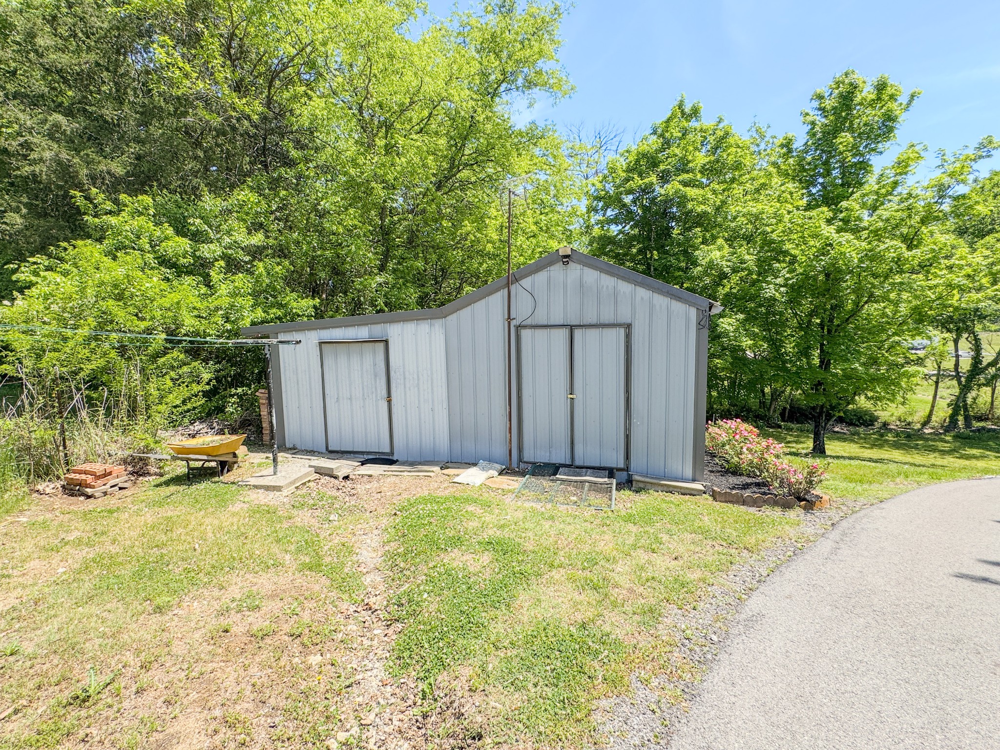 2965 Fort Blount Road Hartsville TN 37074