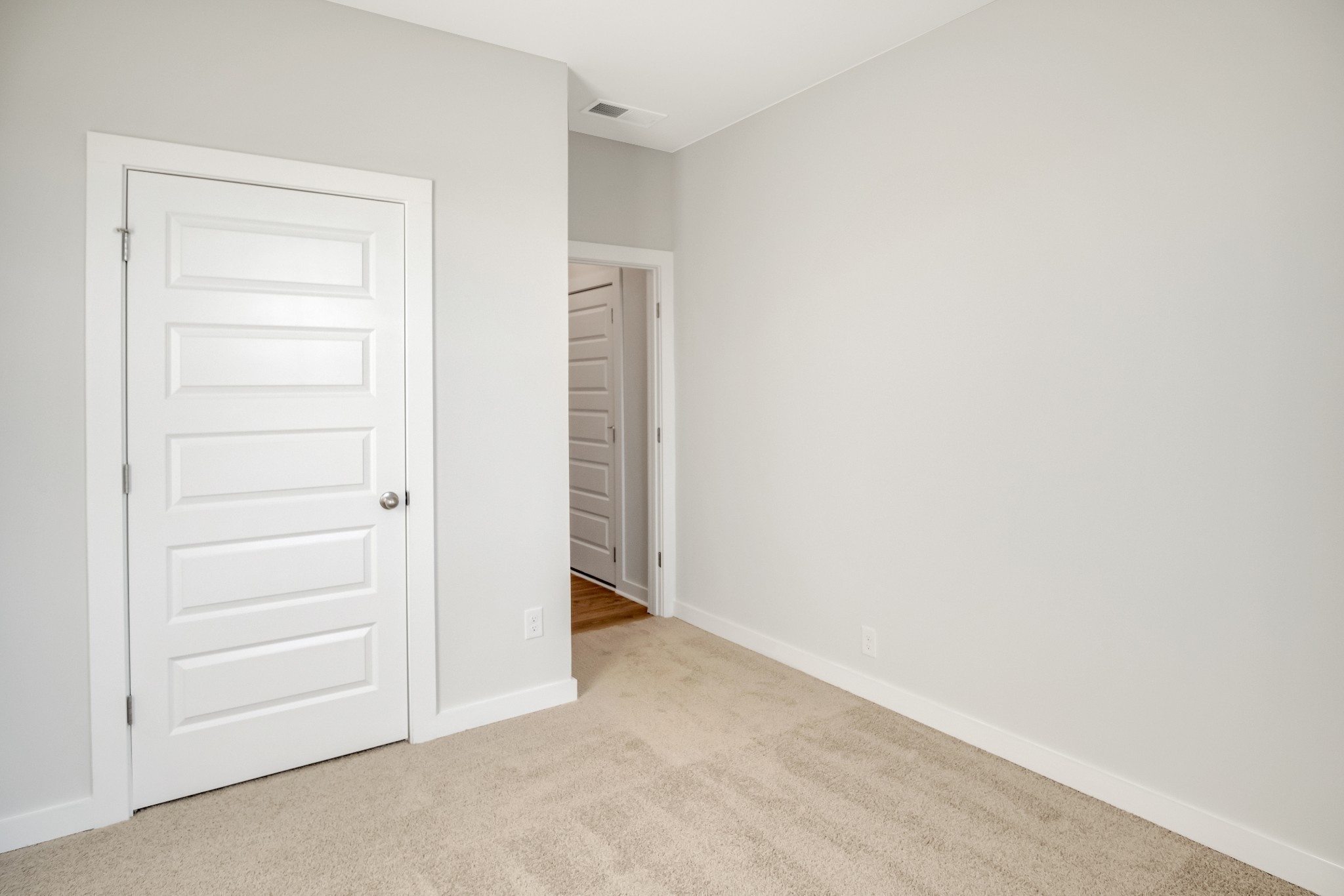 2196 Holmesburg Pvt Circle Gallatin TN 37066
