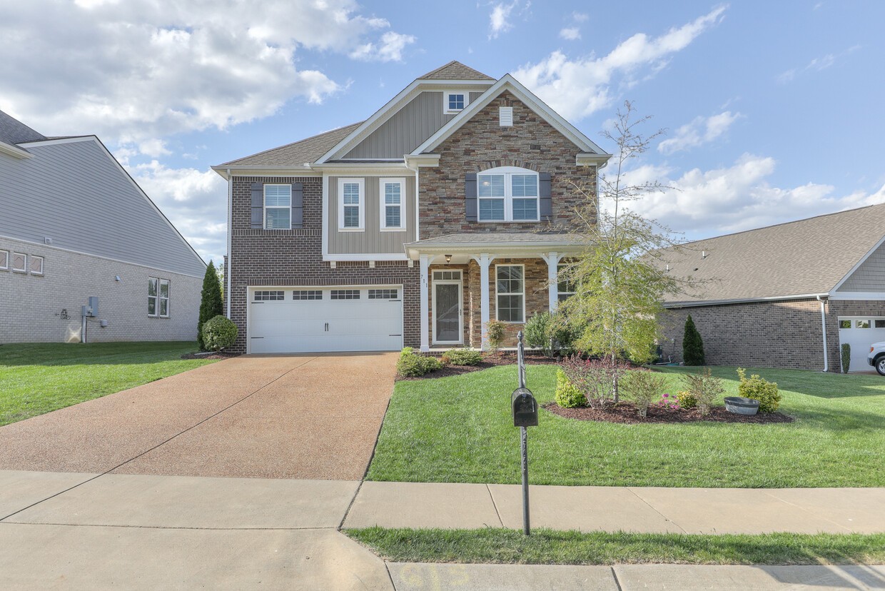 711 Bench Lane Mount Juliet TN 37122