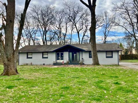 130 Colonial Drive Hendersonville TN 37075