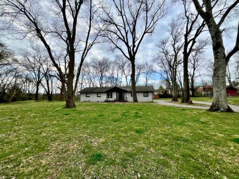 130 Colonial Drive Hendersonville TN 37075