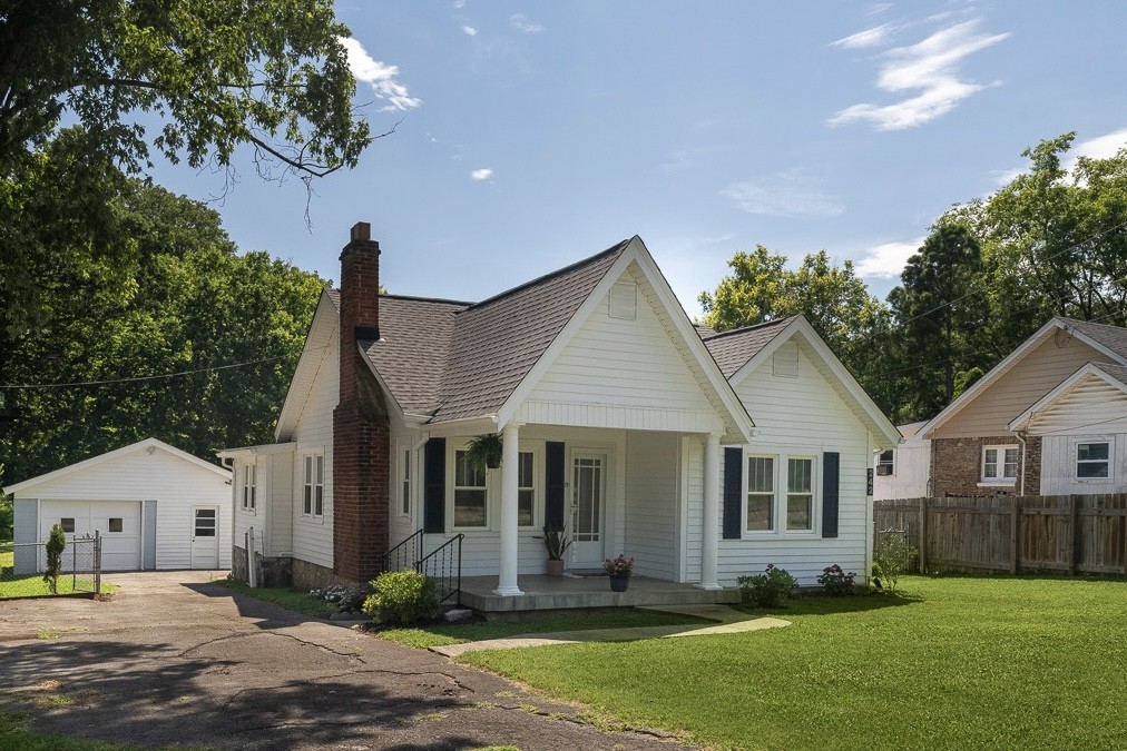 242 Emmitt Avenue Madison TN 37115