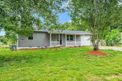 72 W 1st Street Hillsboro TN 37342