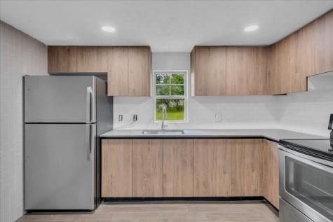 72 W 1st Street Hillsboro TN 37342