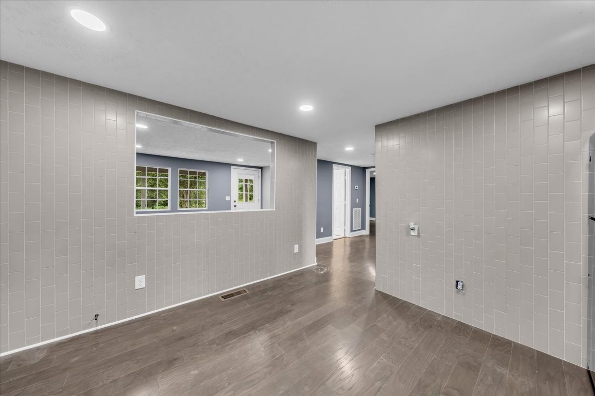 72 W 1st Street Hillsboro TN 37342