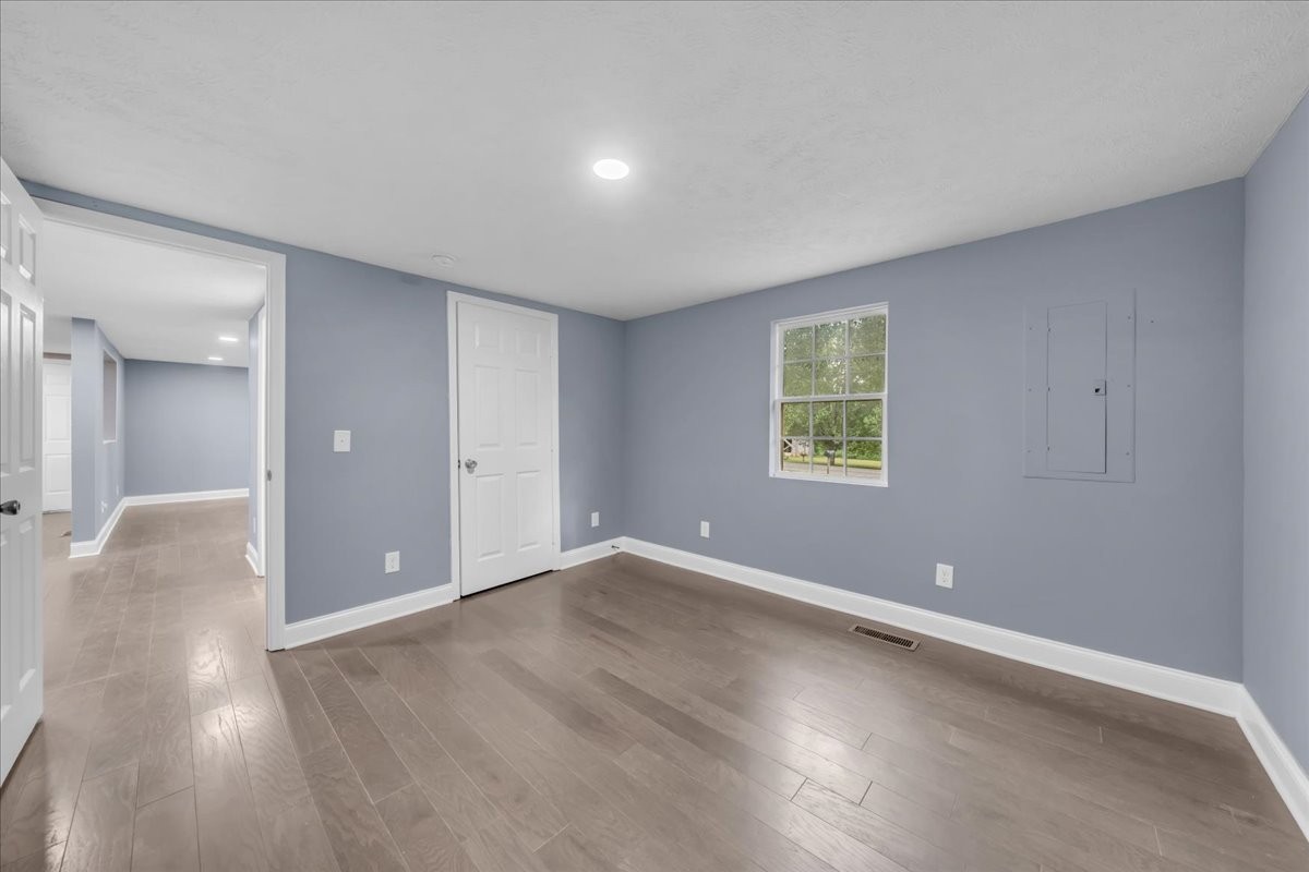 72 W 1st Street Hillsboro TN 37342