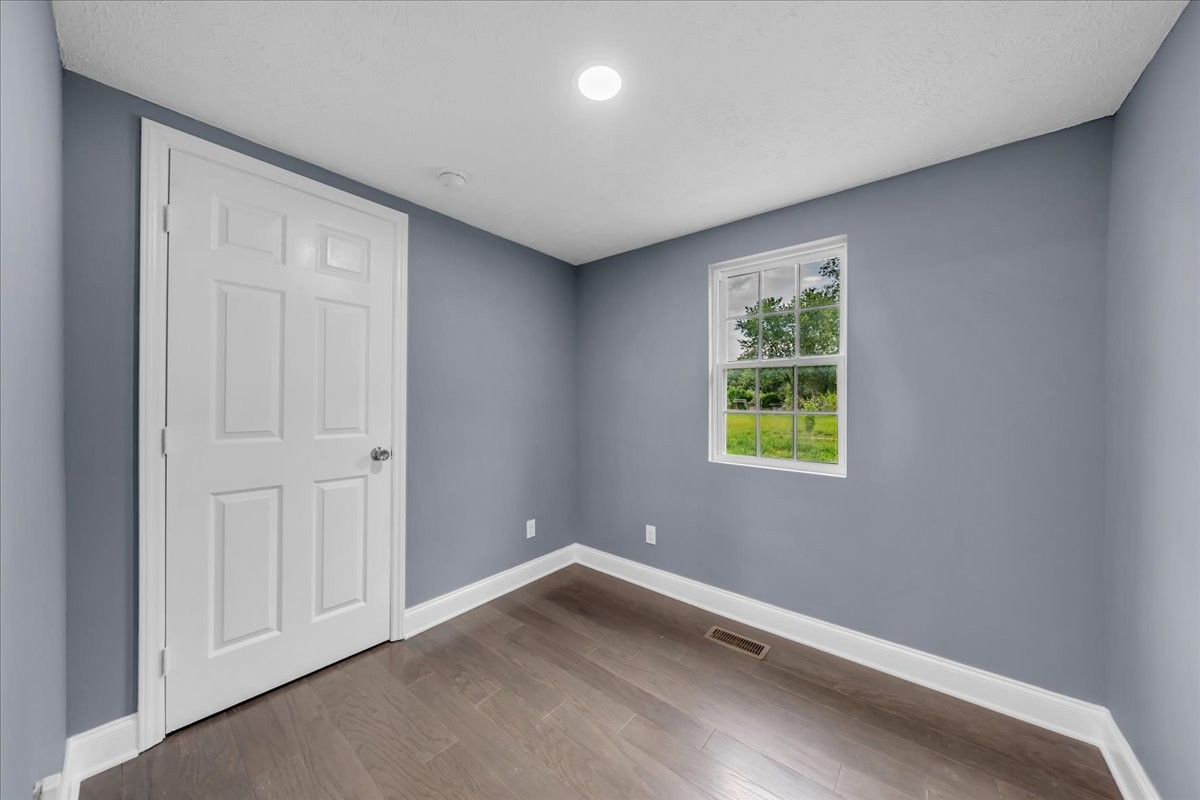 72 W 1st Street Hillsboro TN 37342