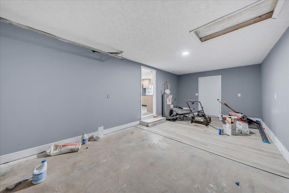 72 W 1st Street Hillsboro TN 37342