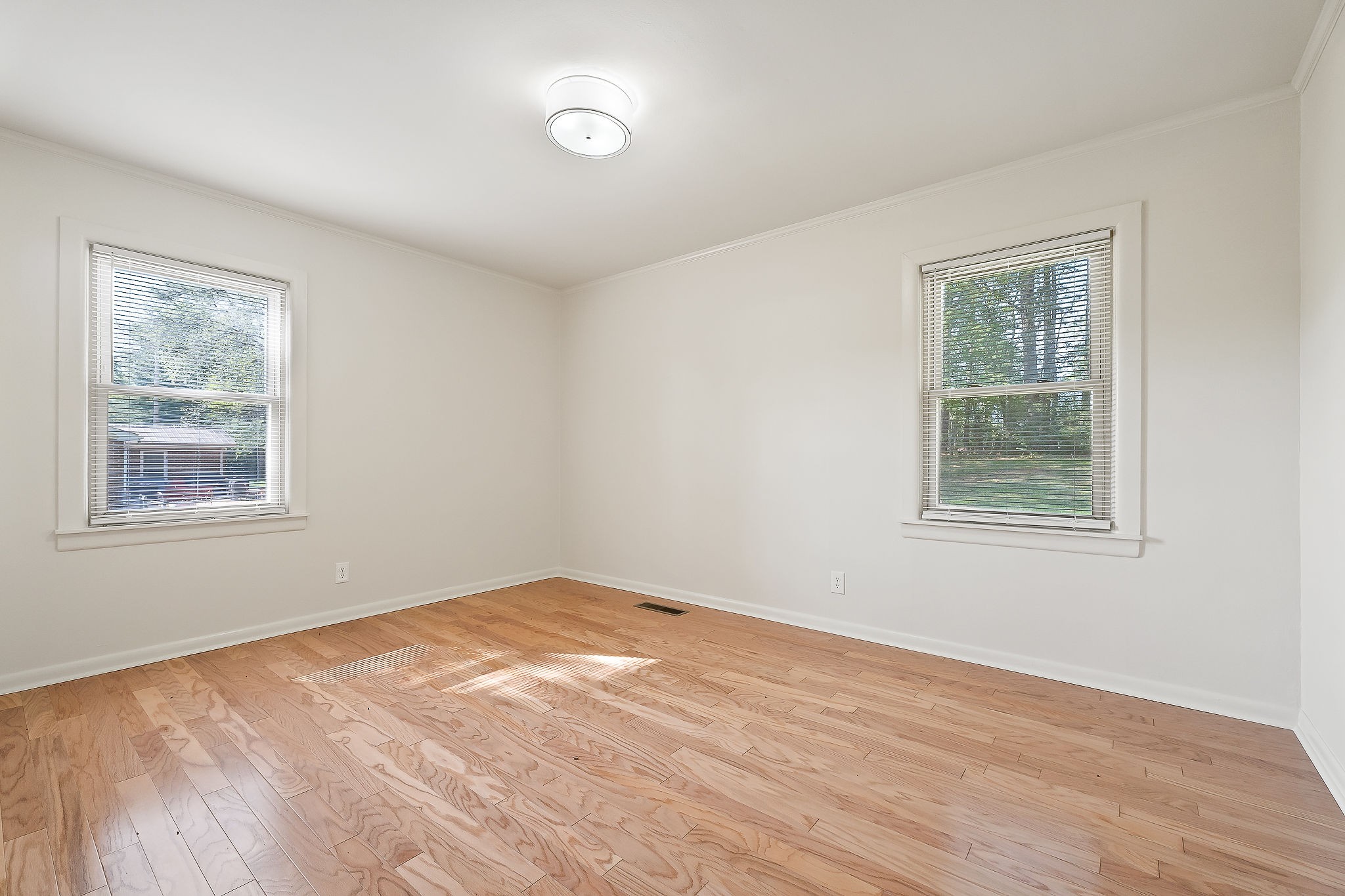 127 Jefferson Street Mcminnville TN 37110