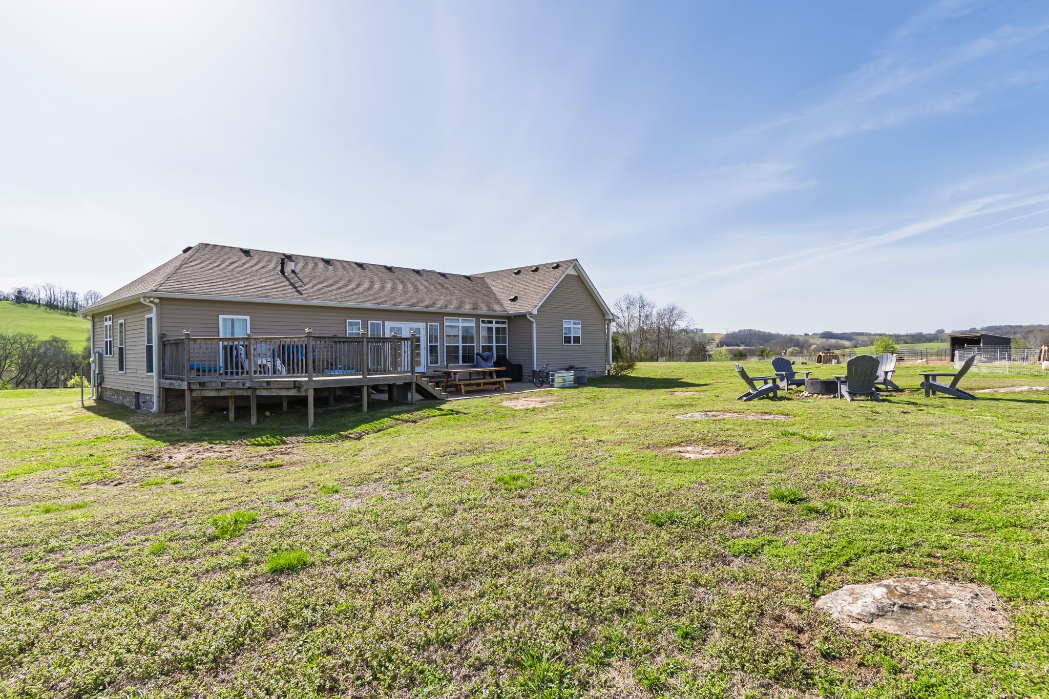 2430 Santa Fe Pike Columbia TN 38401