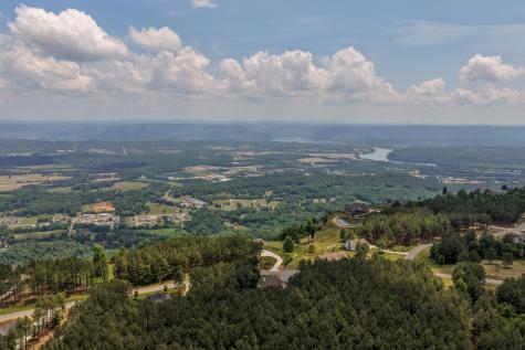 2485 River Bluffs Drive Jasper TN 37347