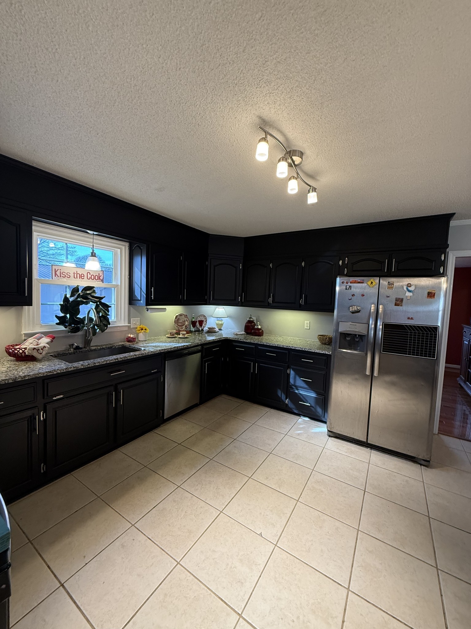 405 Robins St, E Lawrenceburg TN 38464