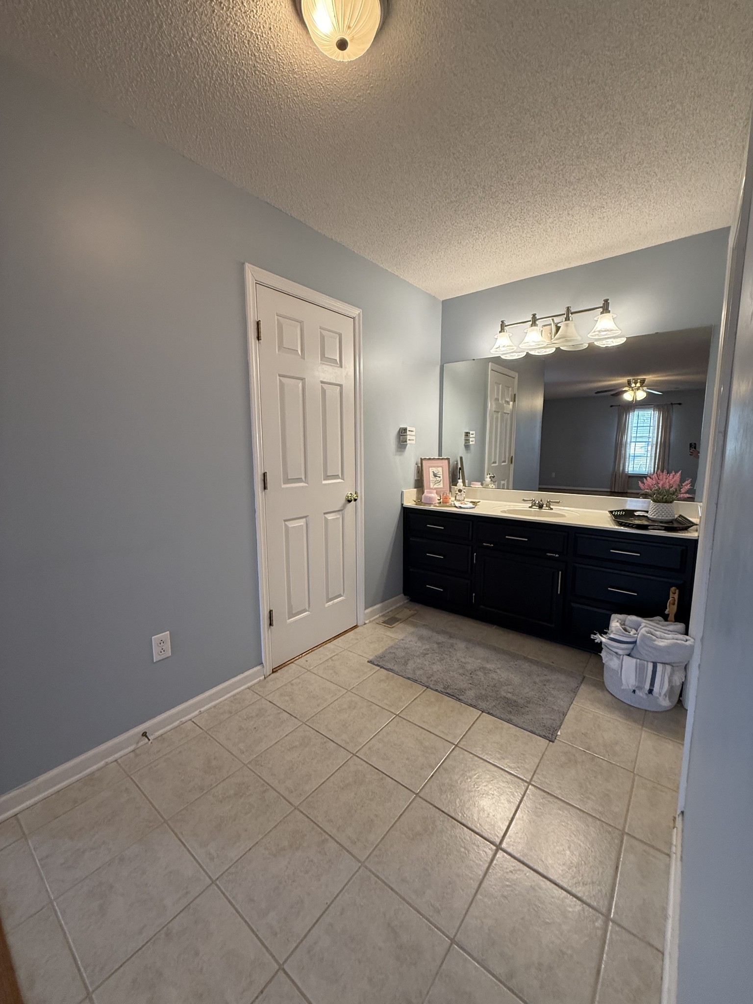 405 Robins St, E Lawrenceburg TN 38464