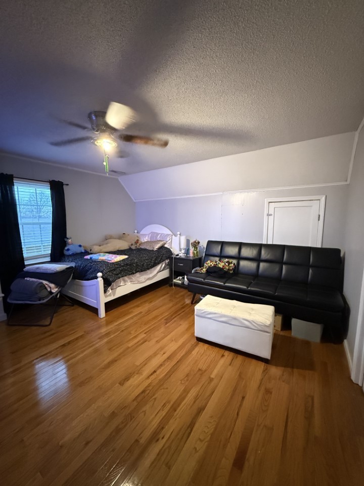 405 Robins St, E Lawrenceburg TN 38464