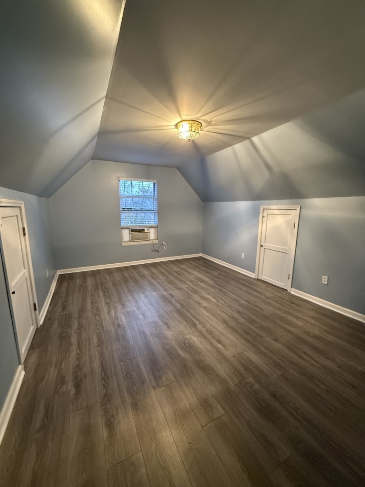 405 Robins St, E Lawrenceburg TN 38464