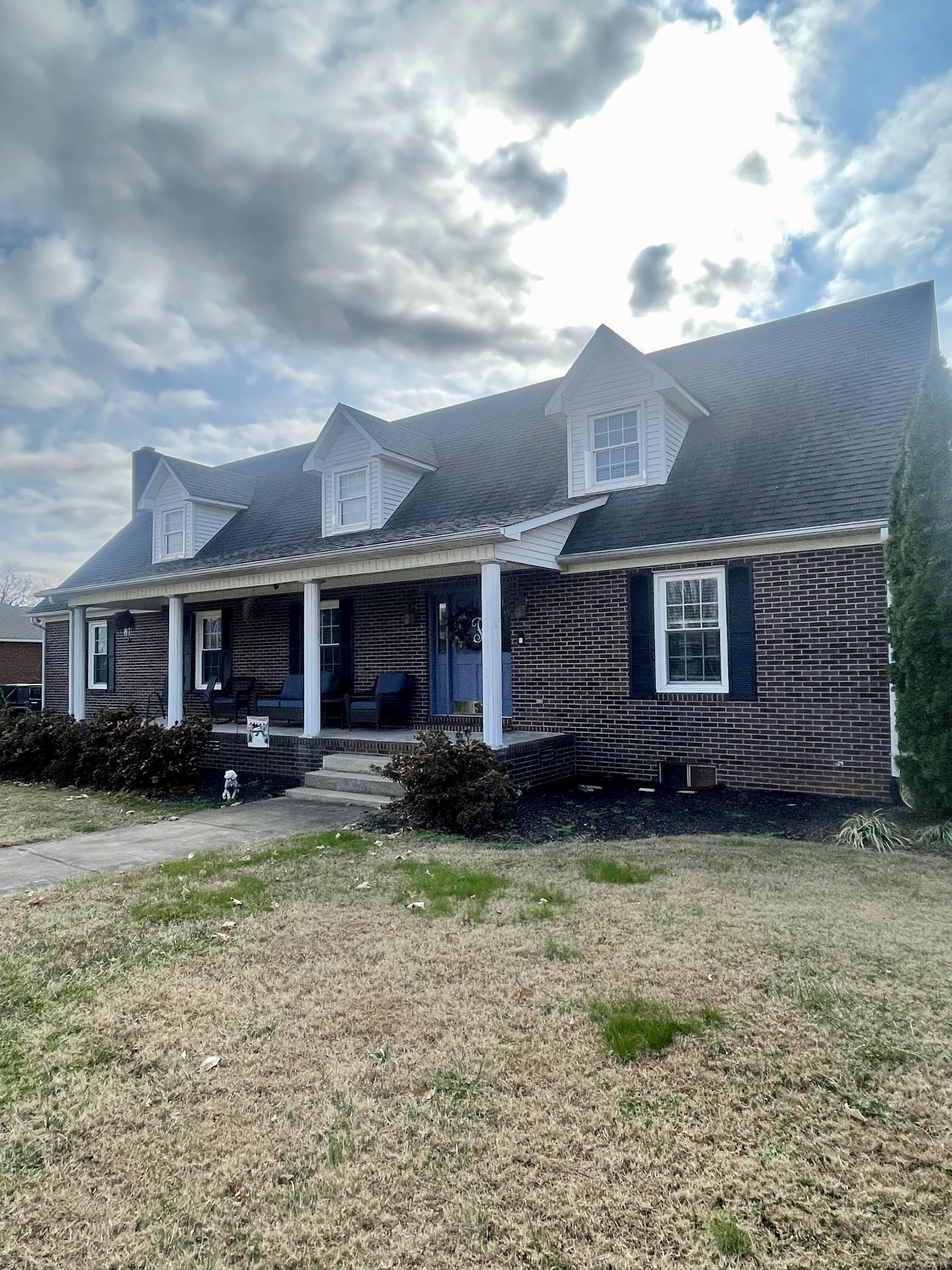 405 Robins St, E Lawrenceburg TN 38464