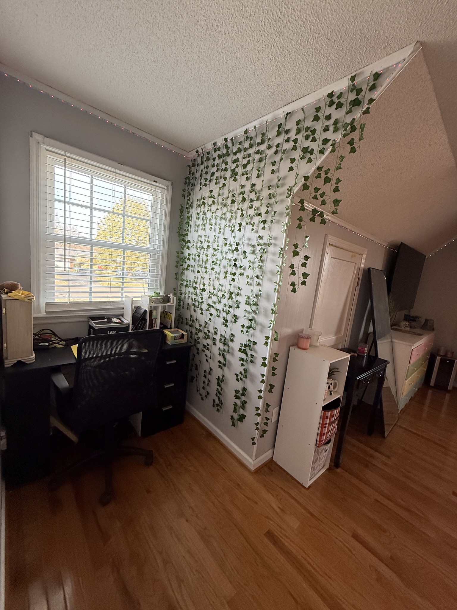 405 Robins St, E Lawrenceburg TN 38464