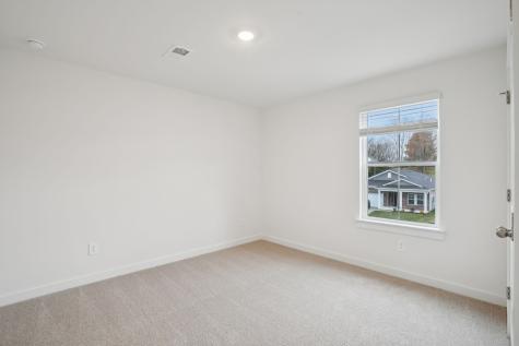 830 Bird Bluff Clarksville TN 37043